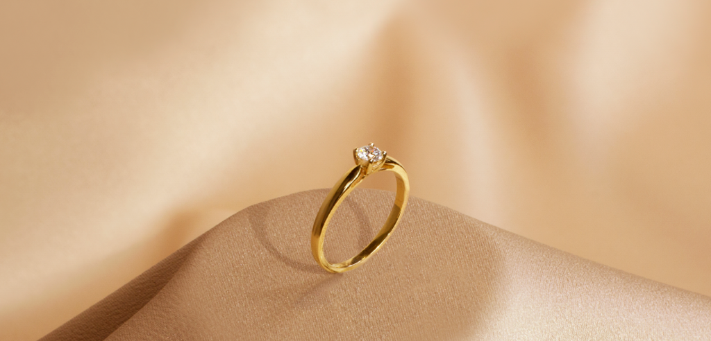¿Dónde se pone el anillo de compromiso?