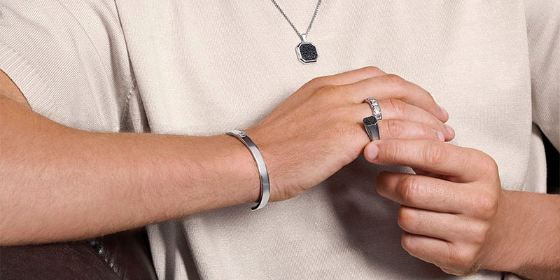 Joyas para regalar a un hombre en San Valentín: Ideas