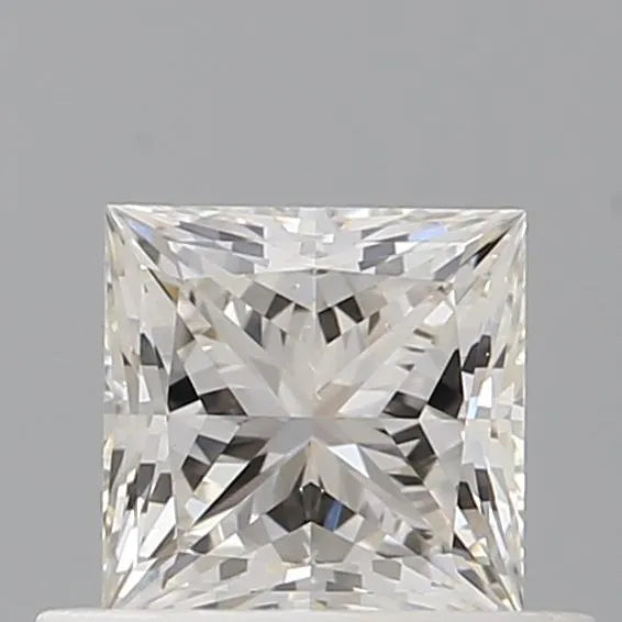0.53ct Princess Natural Diamond (Colour G, Clarity VS2, GIA Certified)