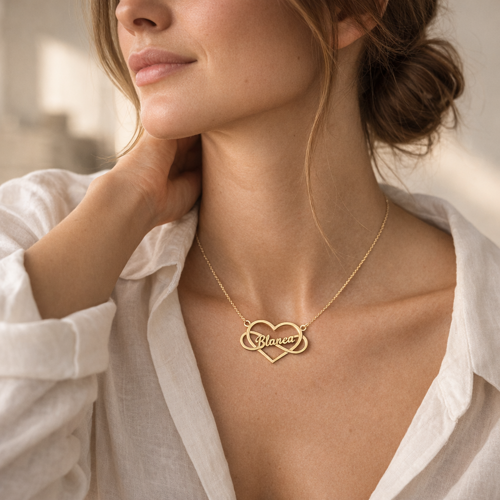 Collar Corazón Infinito de Oro 18K Personalizado - joya puesta | Customima