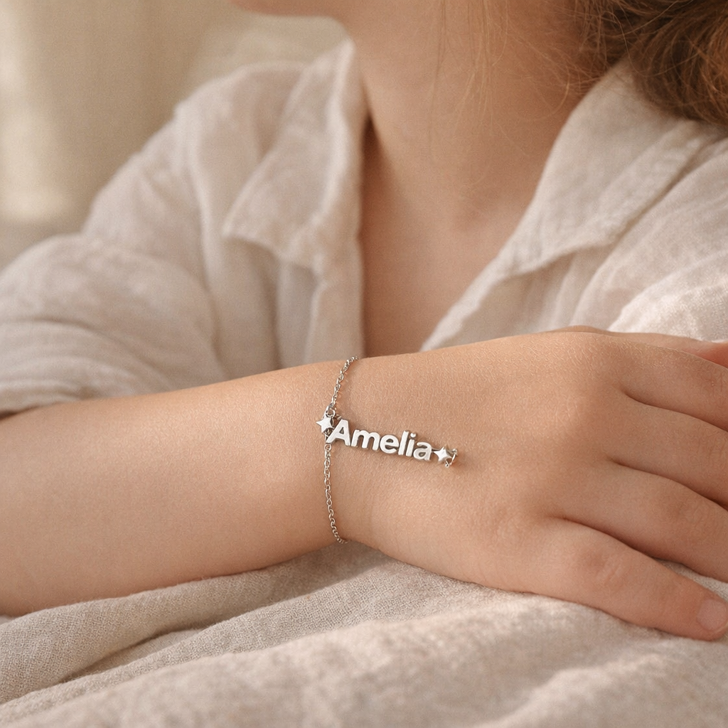 Pulsera Estrellas de Plata 925 con Nombre Grabado - joya puesta | Customima