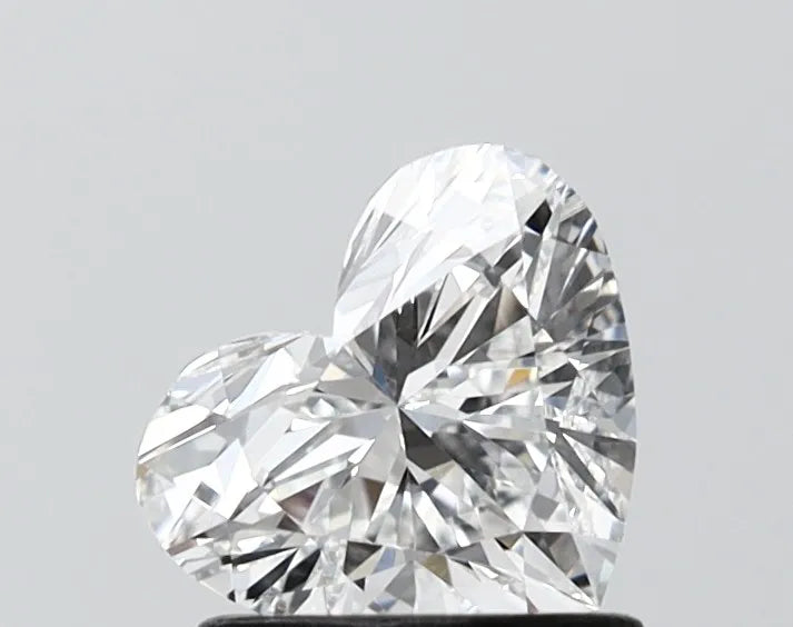 1.00ct Heart Lab Grown Diamond (Colour D, Clarity VS1, IGI Certified)