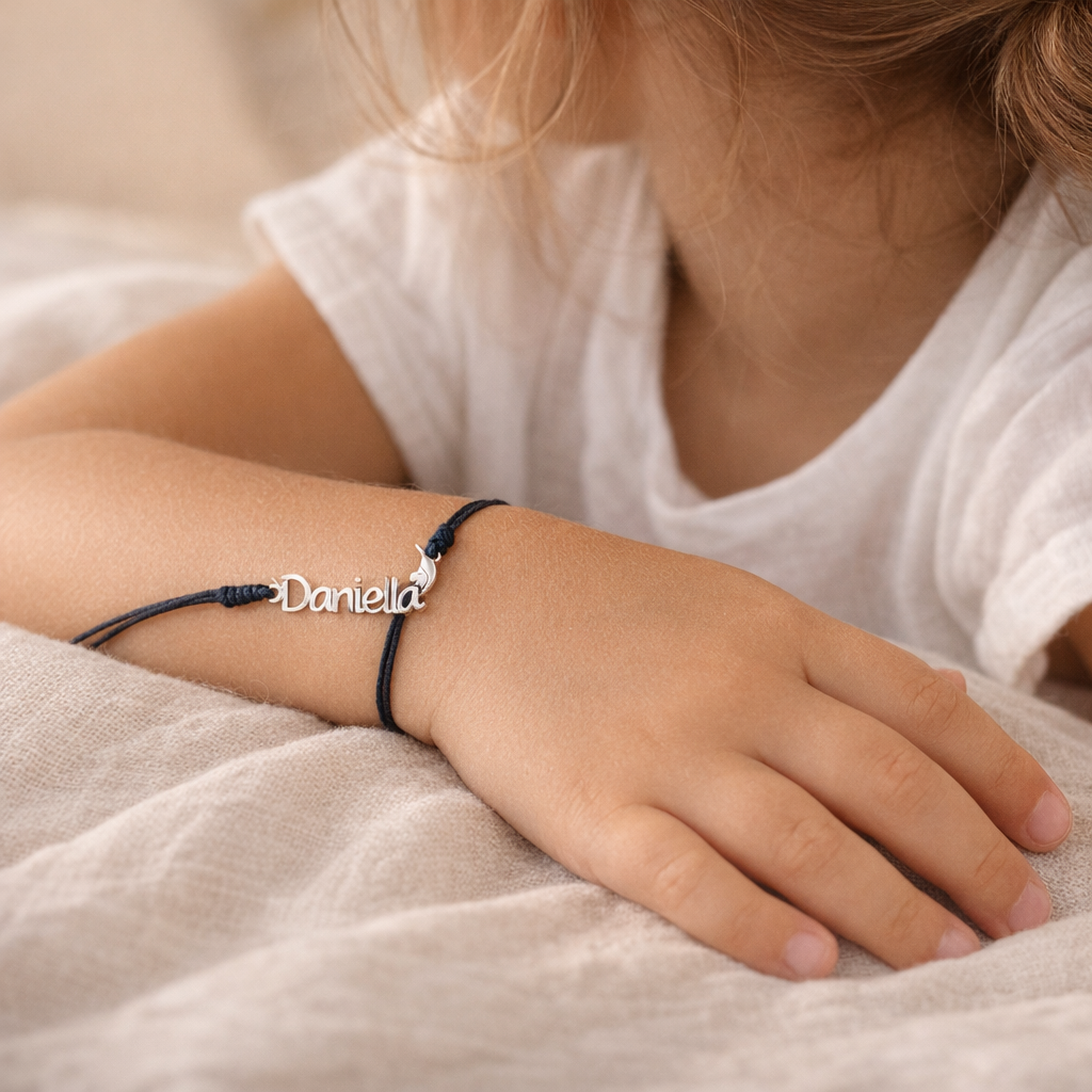 Pulsera Unicornio de Plata 925 con Nombre Grabado - joya puesta | Customima