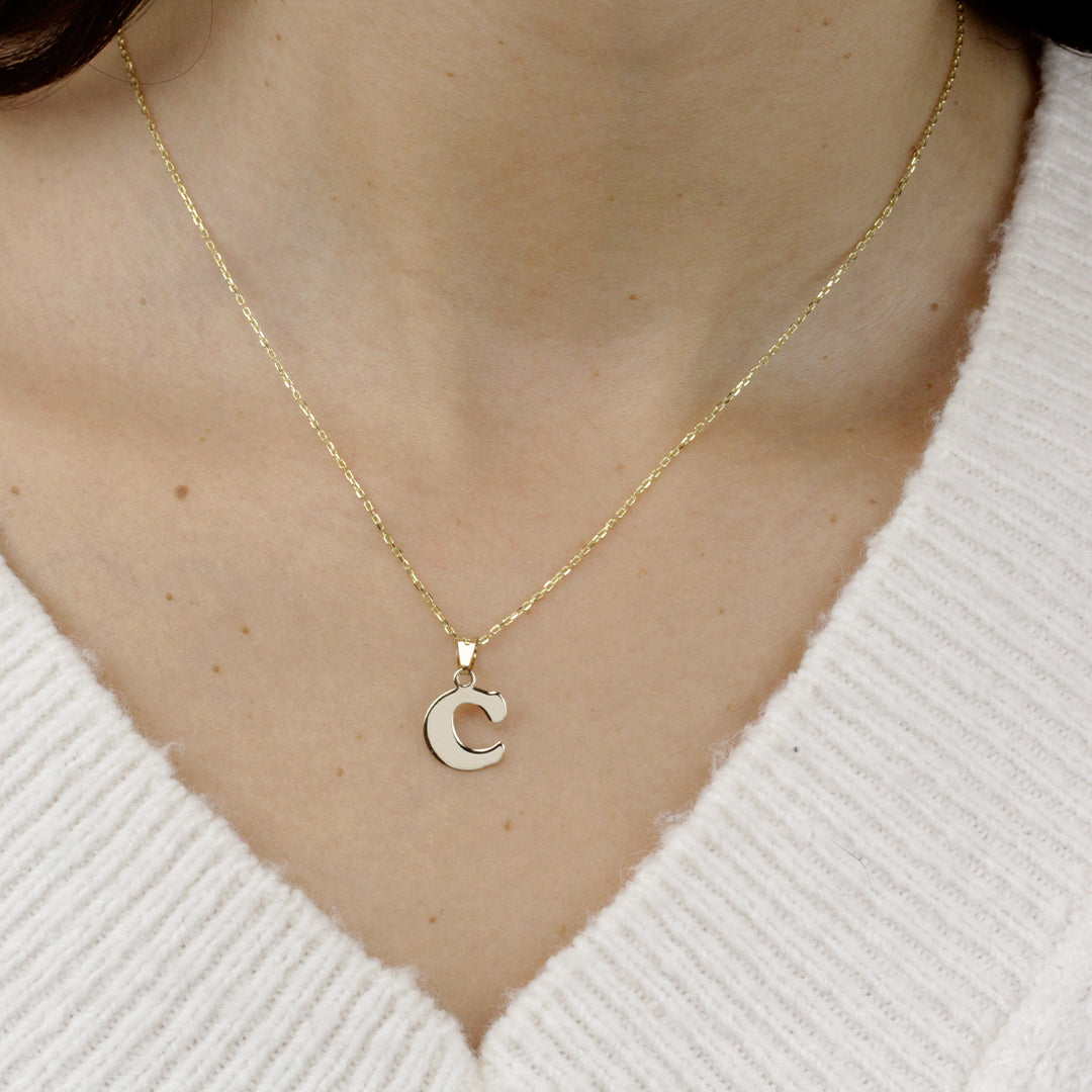 Collar con inicial Redondeada