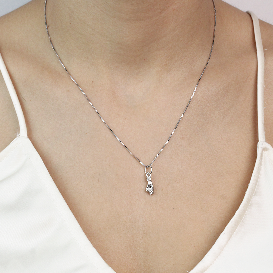 Cadena y colgante Mano Figa