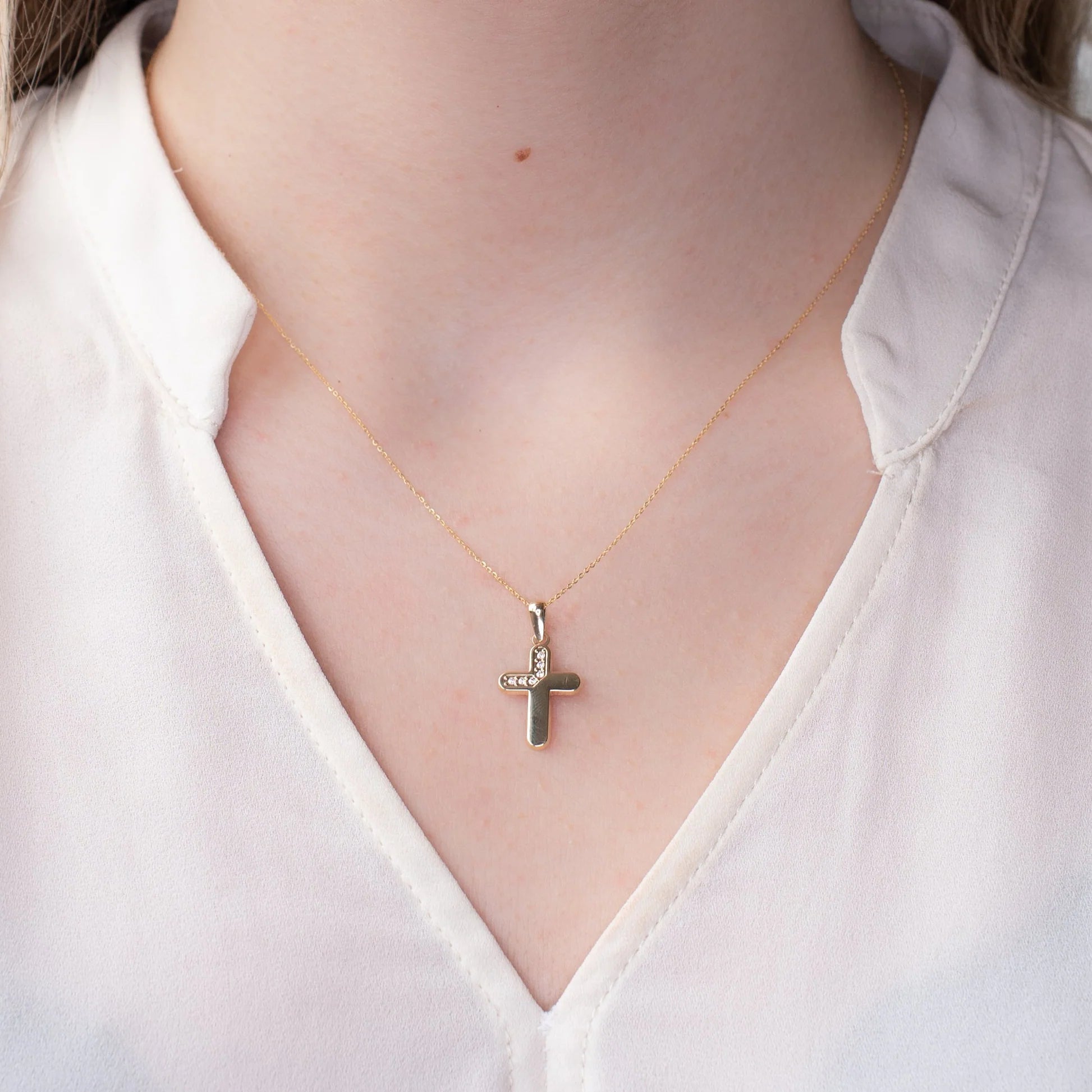 Collar Cruz Plana Circonitas 12x16mm