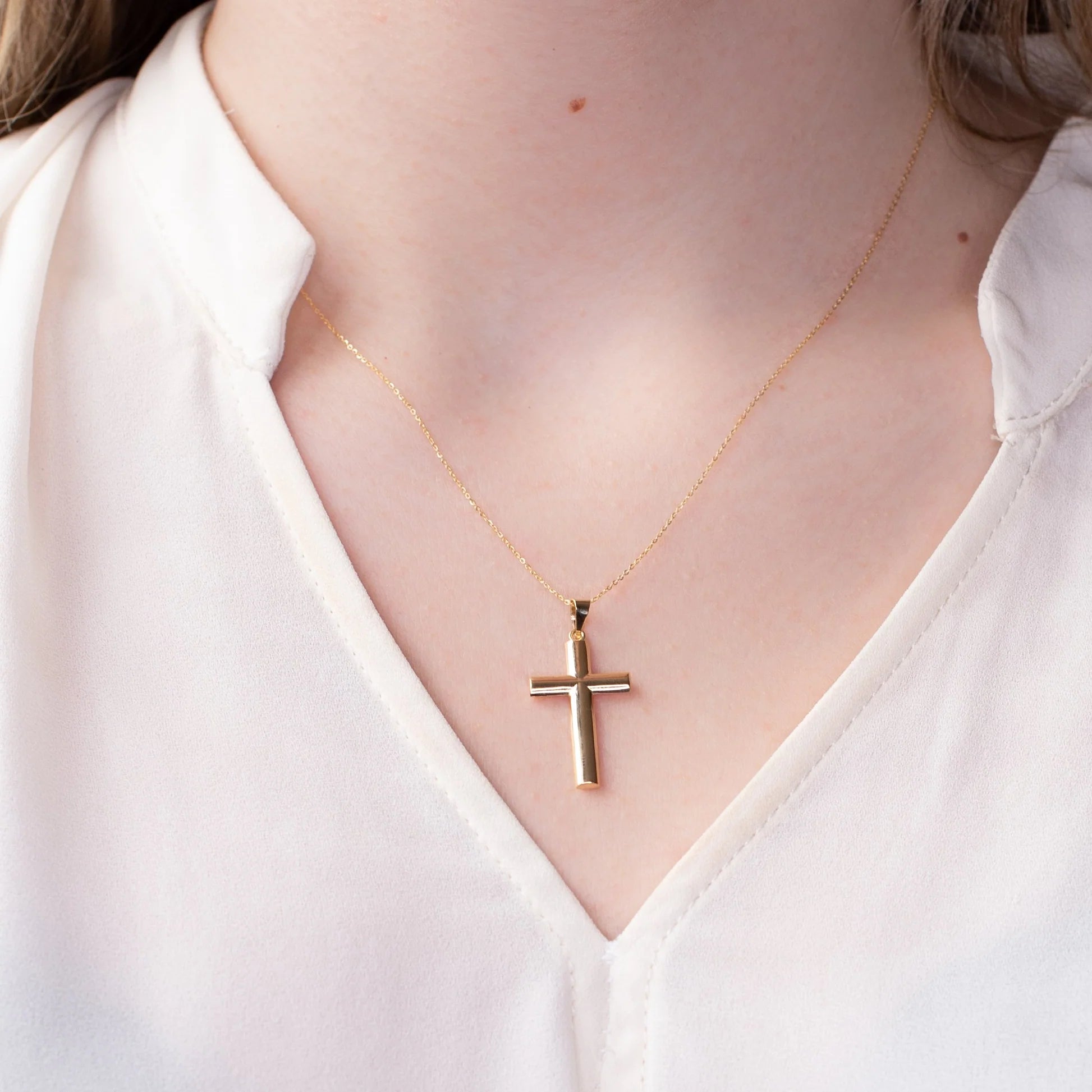 Collar Cruz Lisa 15x25mm