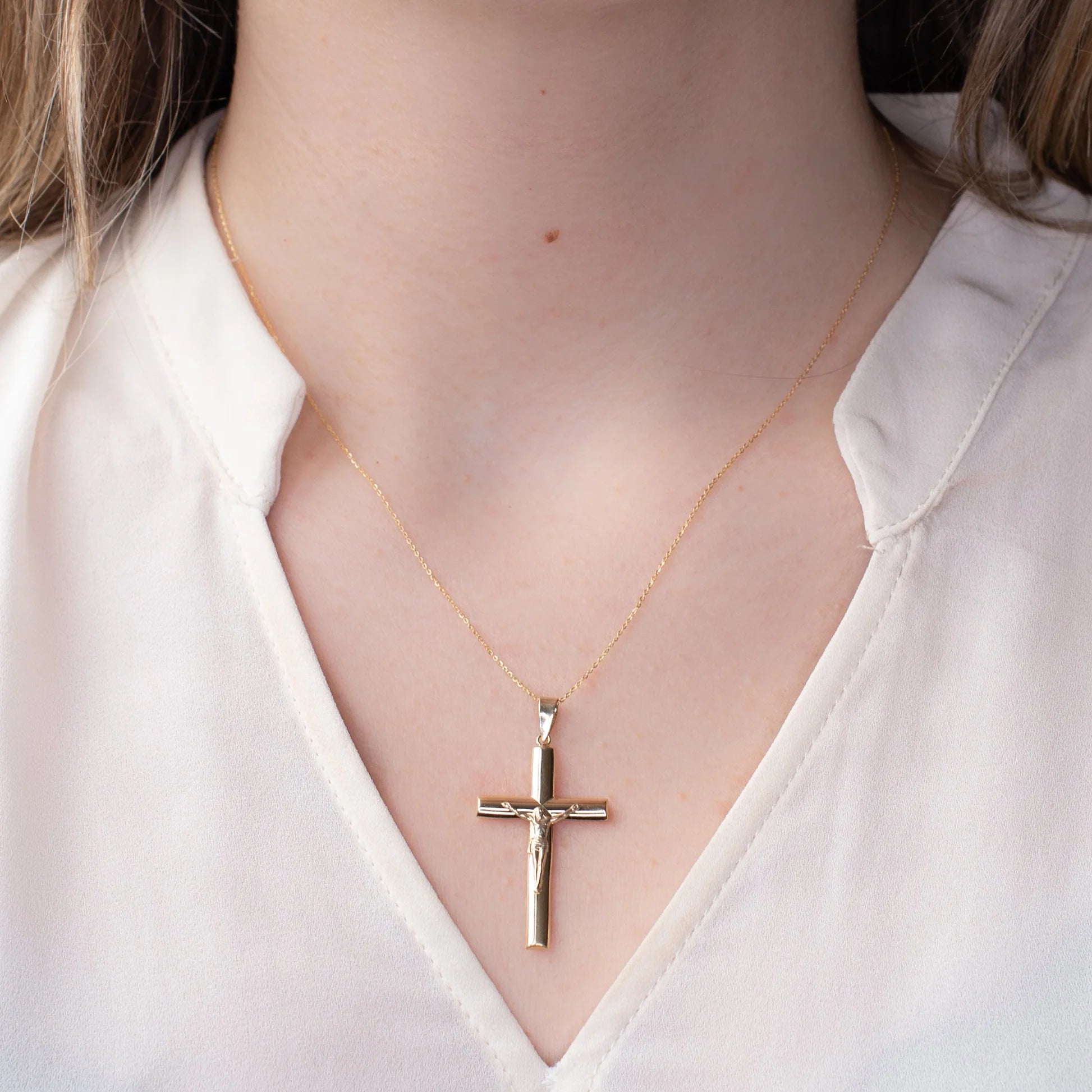 Collar Cruz Tubo Cristo 20x35mm