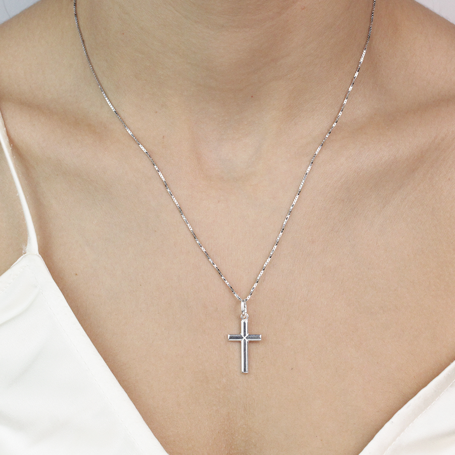 Colgante Cruz Clásica de Plata 925 Personalizado