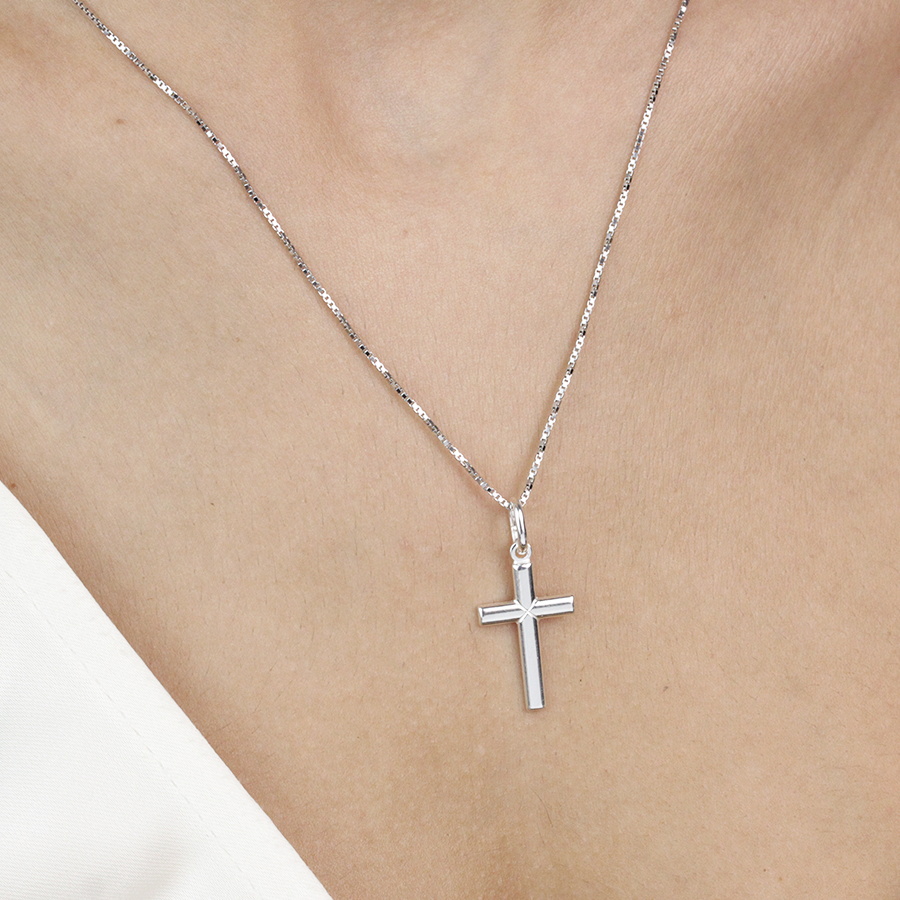 Colgante Cruz Clásica de Plata 925 Personalizado
