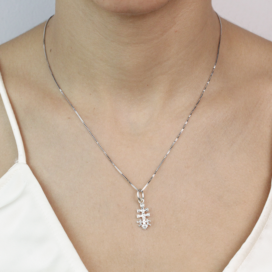 Cruz Caravaca 8x15mm