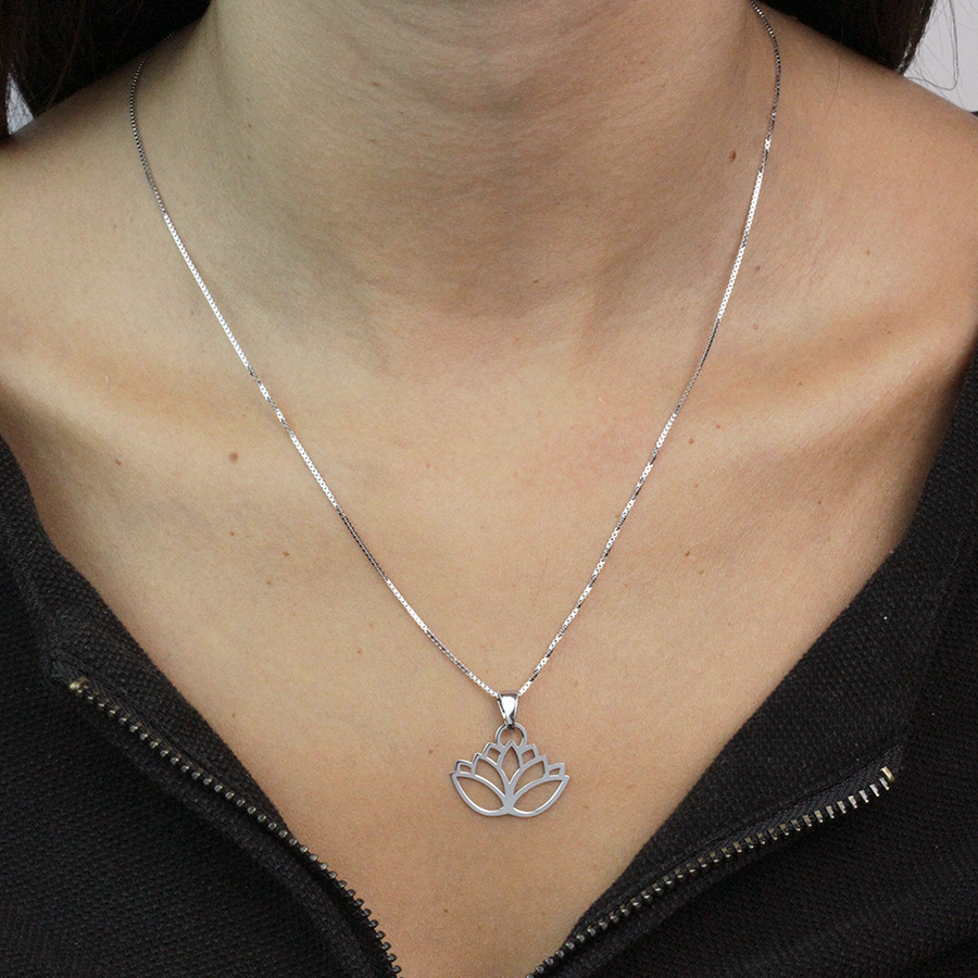 Colgante Flor de Loto de Plata 925