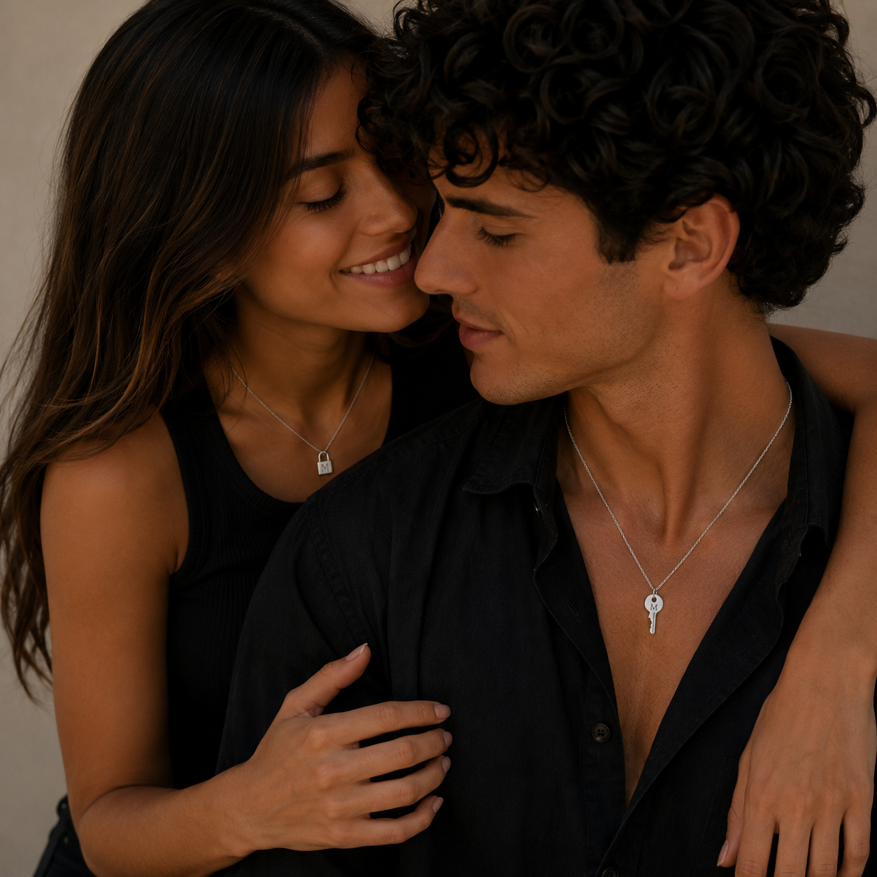 Pack Pareja · Collar Candado y Collar Llave