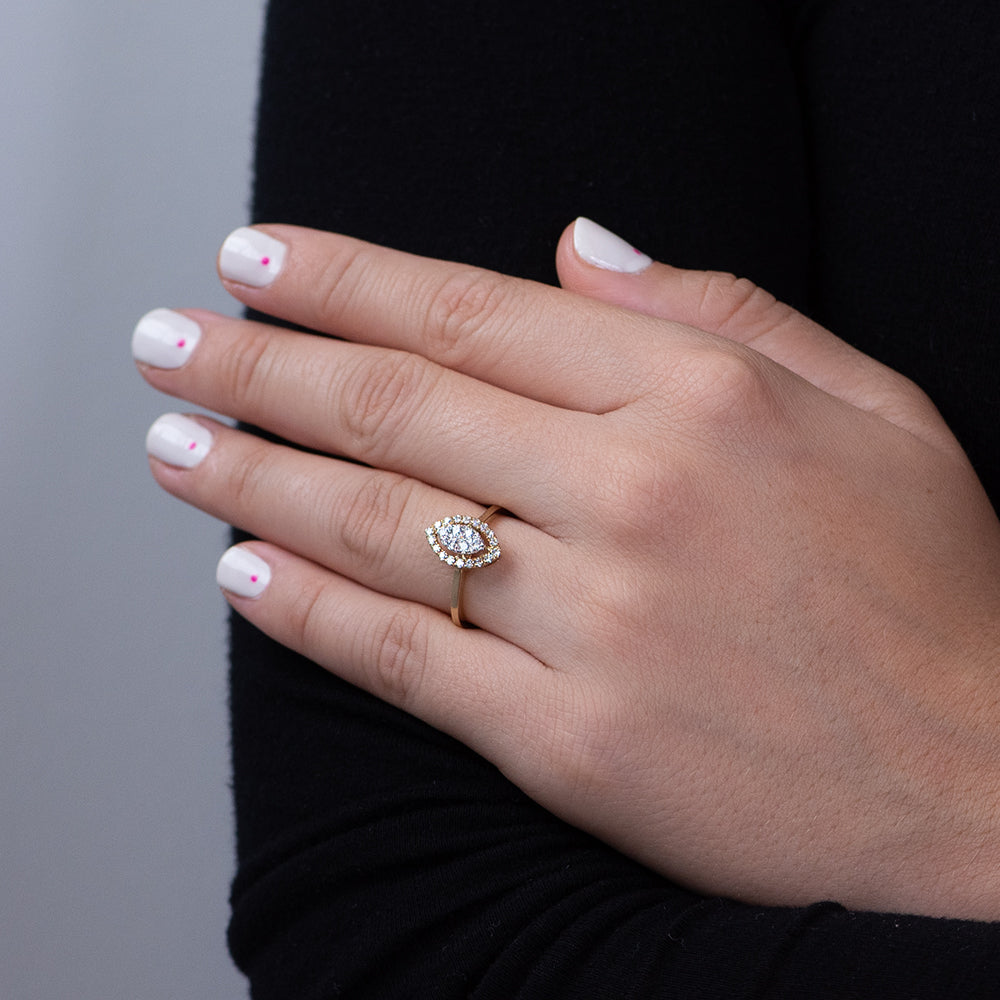 Anillo Diamantes Rosetón Navette 0,31ct.