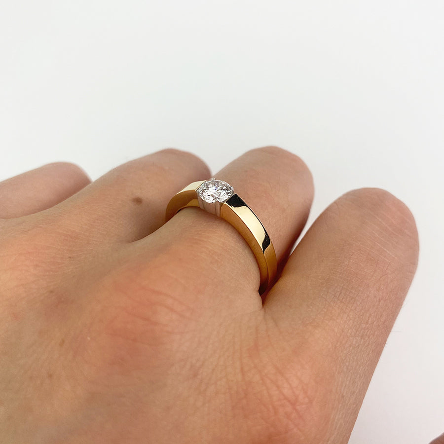 Anillo Solitario Diamantes Oro