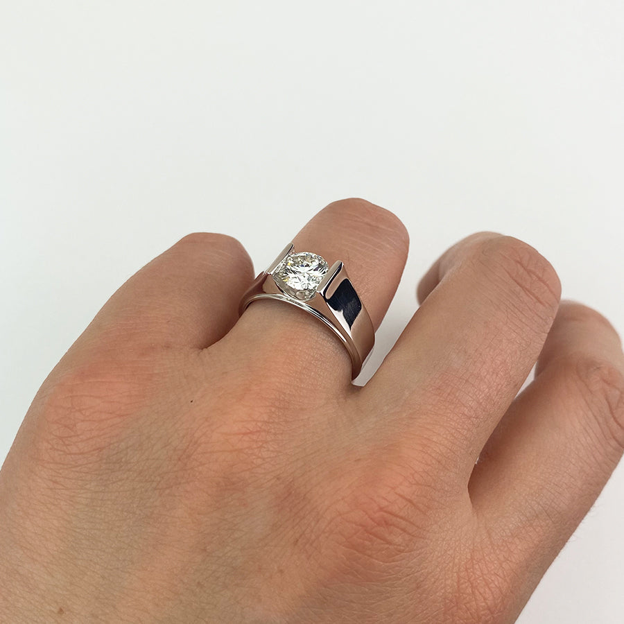 Sello Solitario Diamante Oro