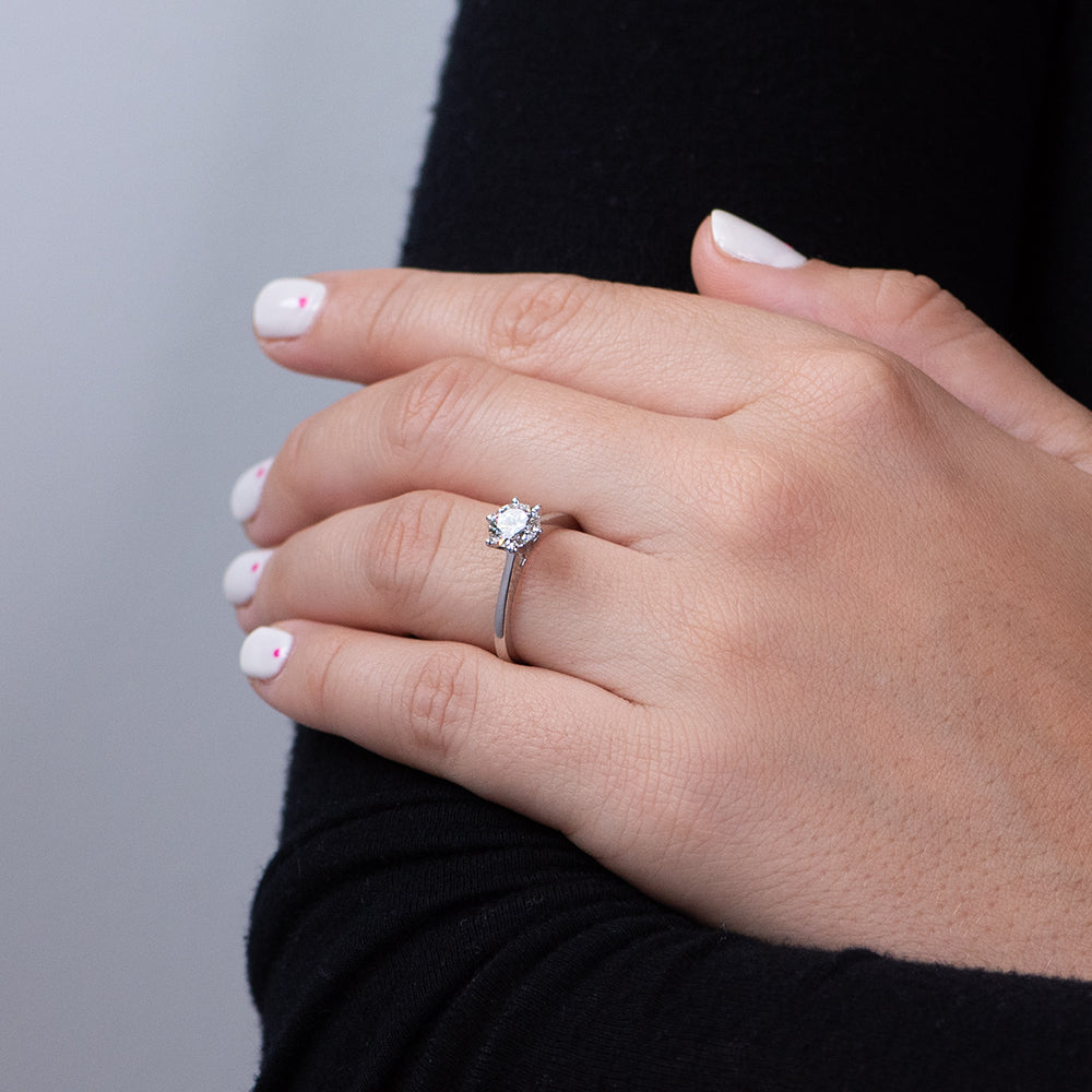 Anillo Diamantes Solitario 6 grapas 1,01ct.