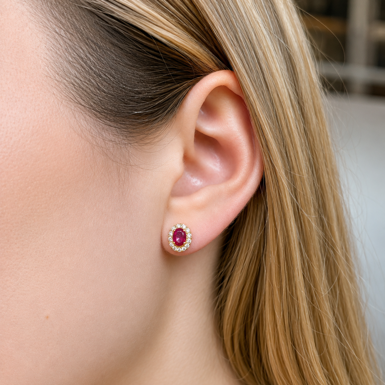 Pendientes de Oro 9K con Rubíes y Diamantes de Laboratorio para Mujer