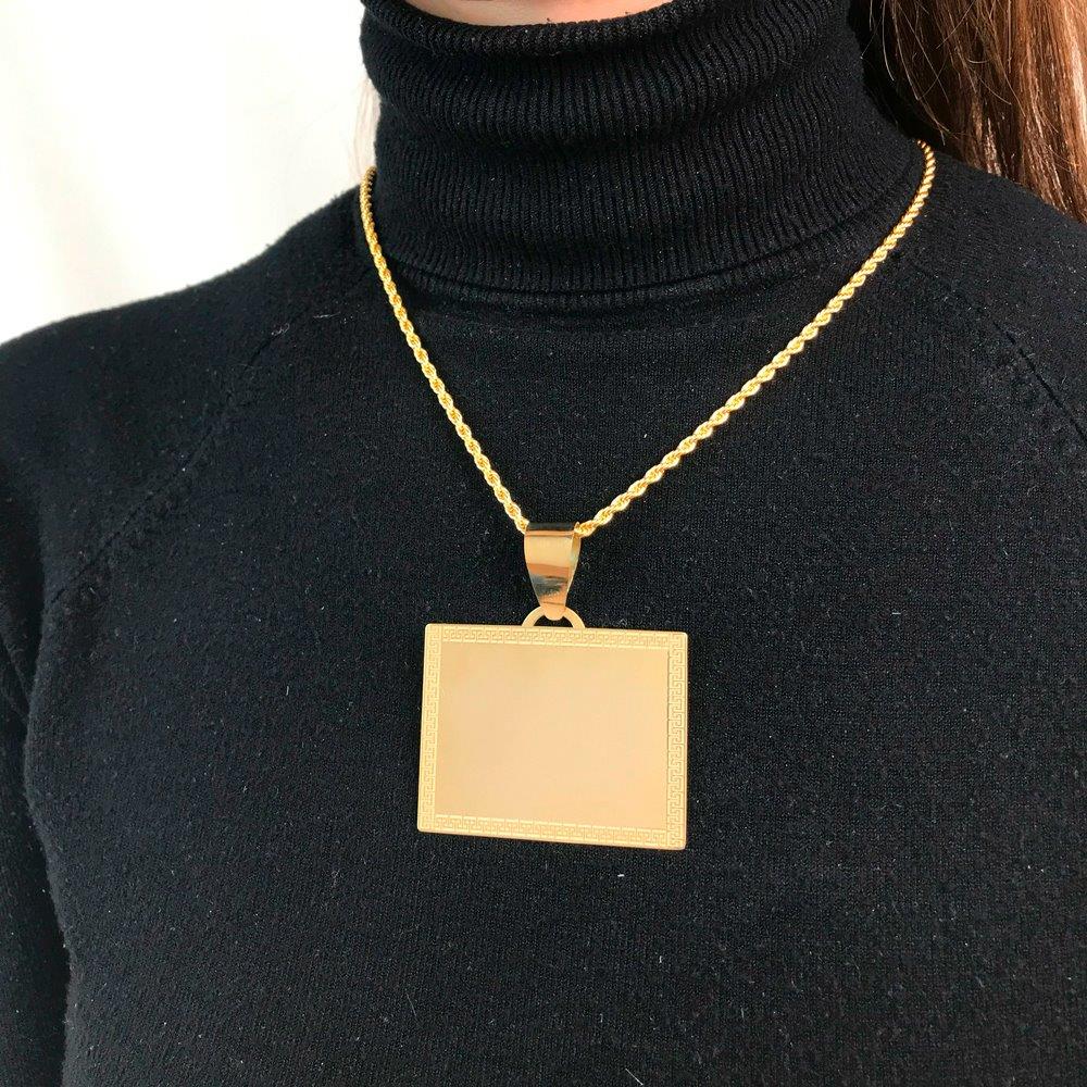 Medalla Rectangular Greca