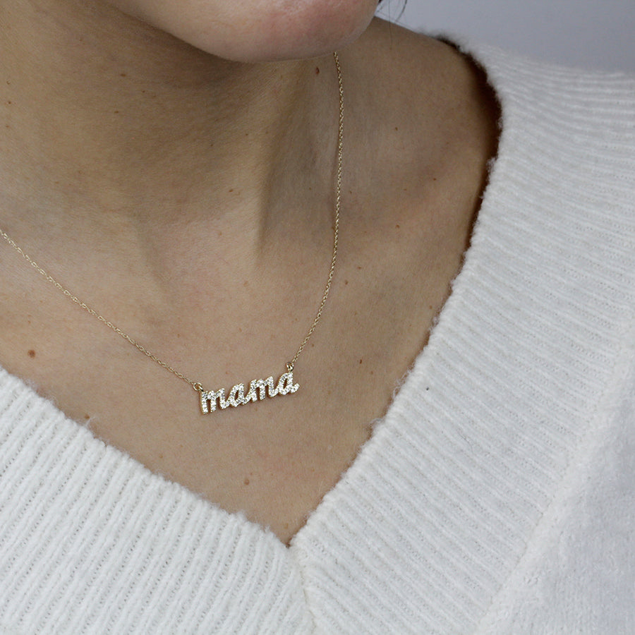 Collar con Diamante de Laboratorio en Oro 9k