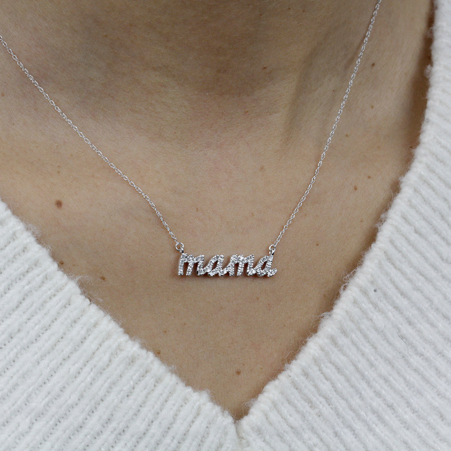 Collar con Diamante de Laboratorio en Oro 9k