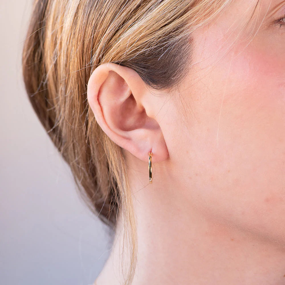 Pendientes Aro Cuadrado Liso de Oro