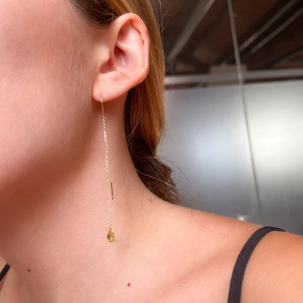 Pendientes Largos Trébol de Oro 9K con Cadena