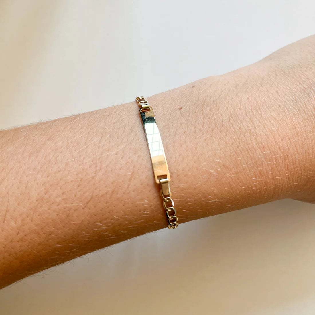 Pulsera No me olvides Barbada de Oro 9K/18K Personalizada