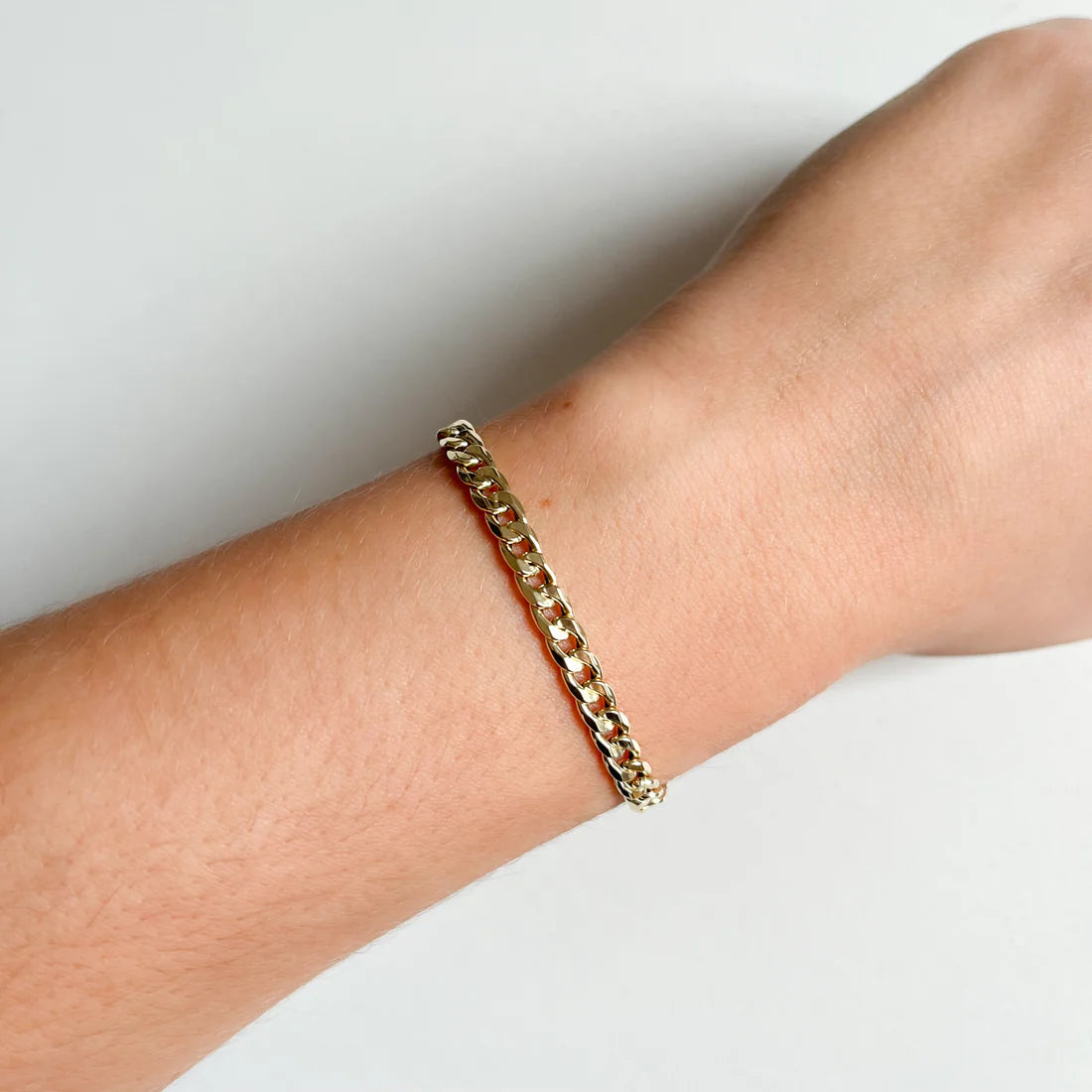 Pulsera Barbada de Oro 9K para Mujer