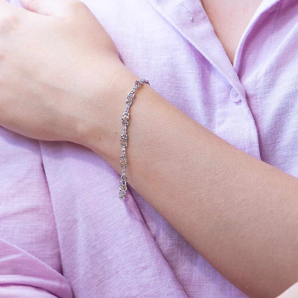 Pulsera Semirígida de Flores de Oro 9K con Circonitas