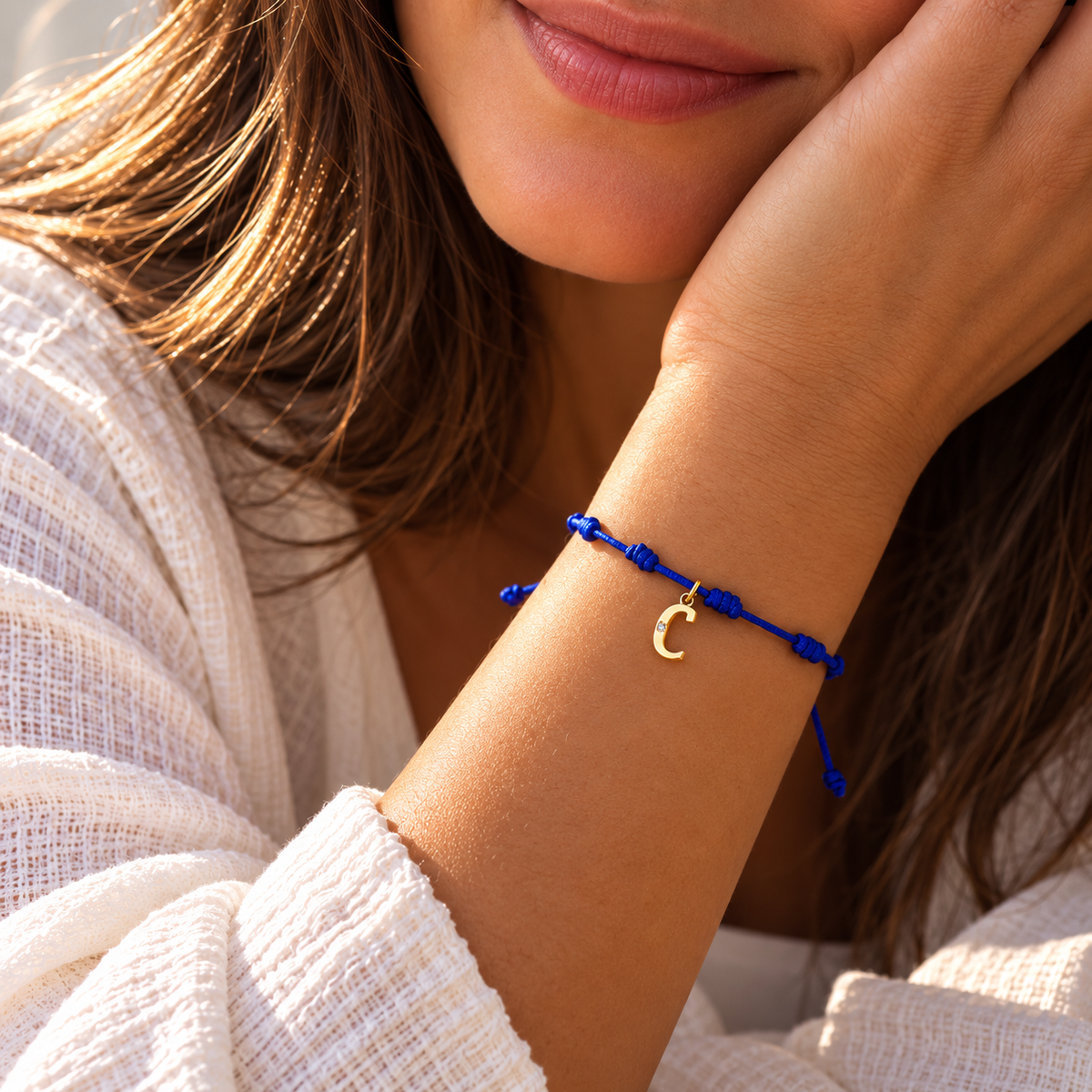 Pulsera 7 Nudos de Oro con Inicial Grabada