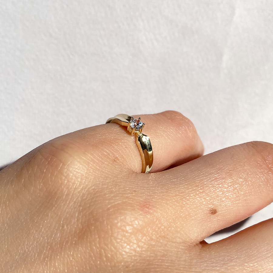 Anillo de Oro para Mujer con Circonita