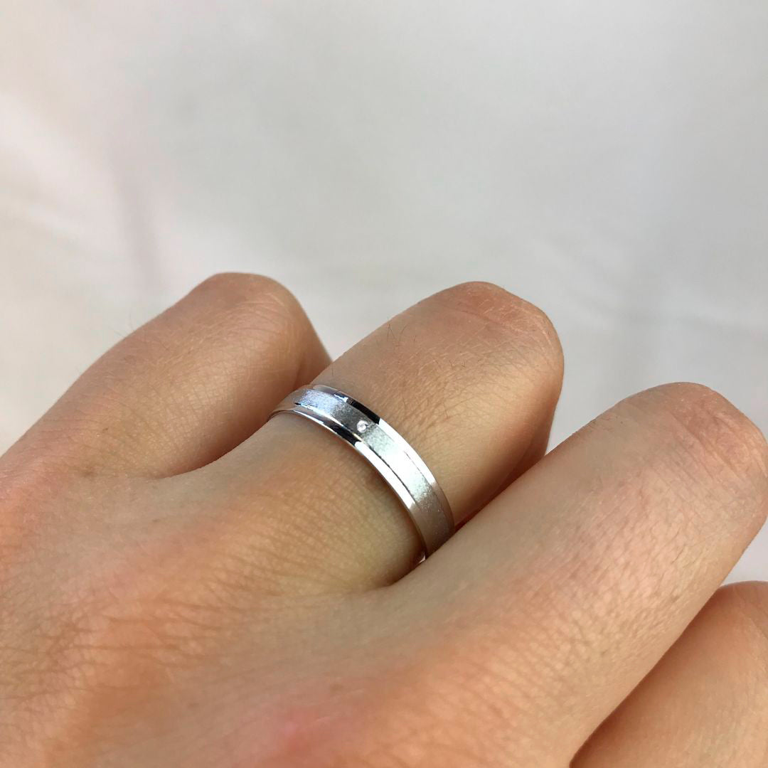 Alianza de Boda Satinado Centro 4mm Diamante
