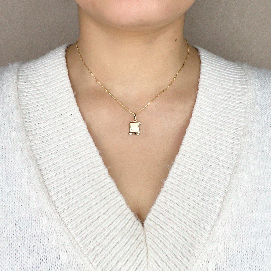 Collar Pergamino 10x12mm