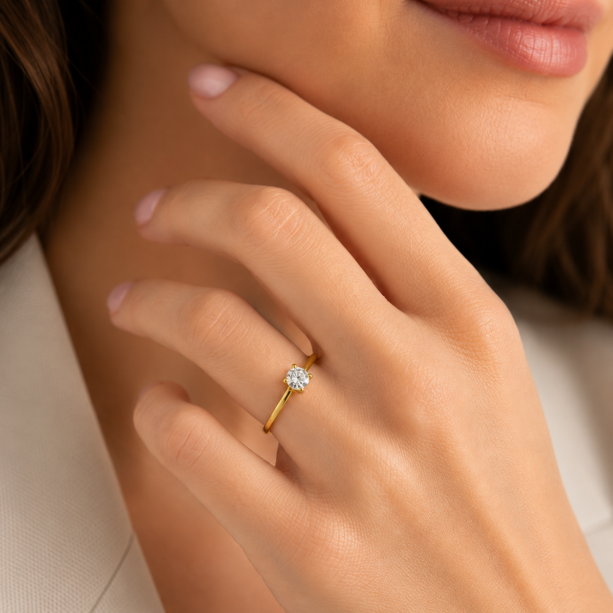 Anillo Solitario de Oro con Circonita