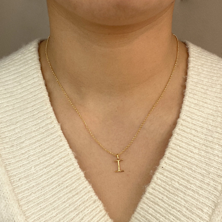 Collar Celine de Plata 925 con Inicial Grabada