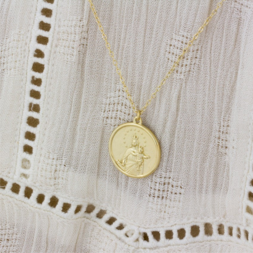 Dije Virgen María Auxiliadora de Plata 925