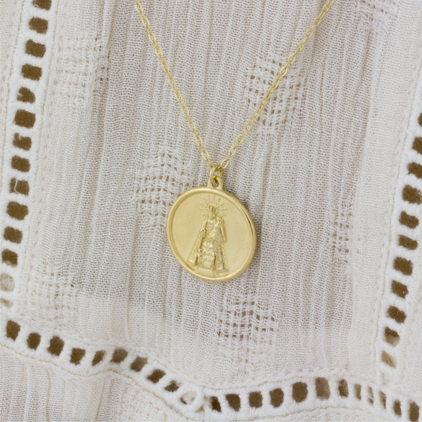 Medalla Virgen de los Desamparados en Plata de Ley 925