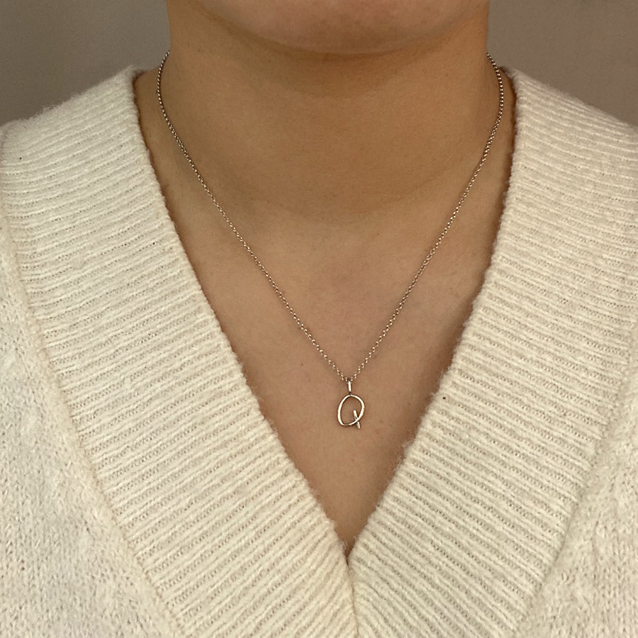 Collar Celine de Plata 925 con Inicial Grabada