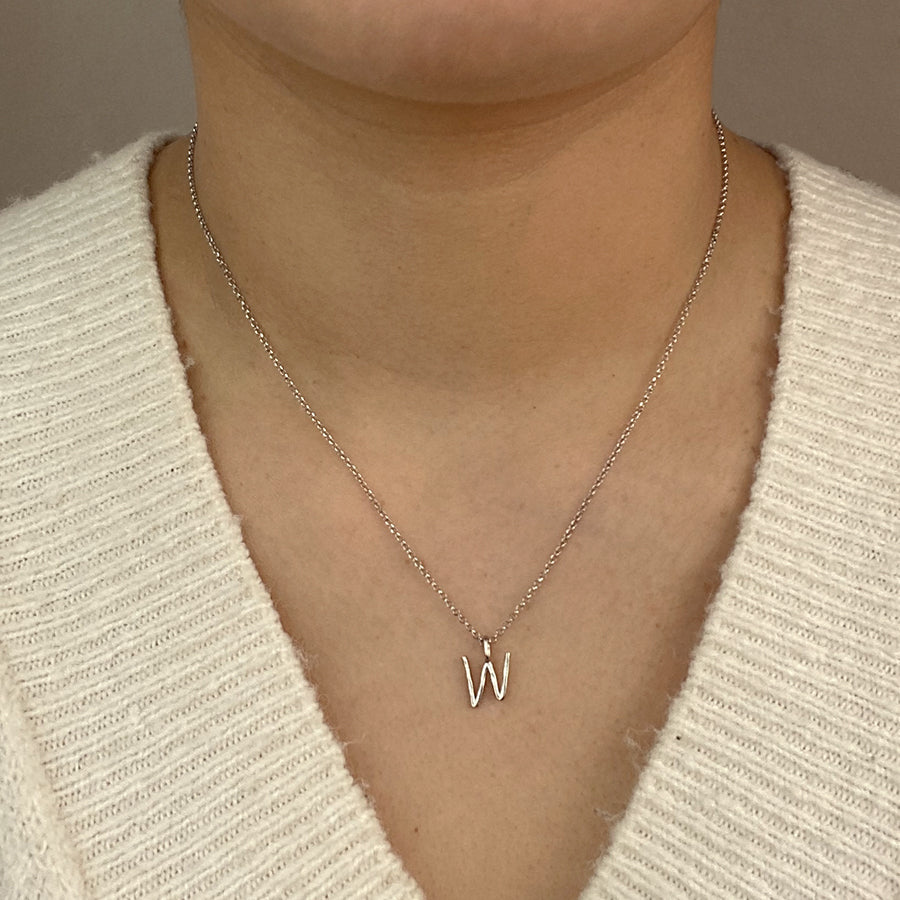 Collar Celine de Plata 925 con Inicial Grabada
