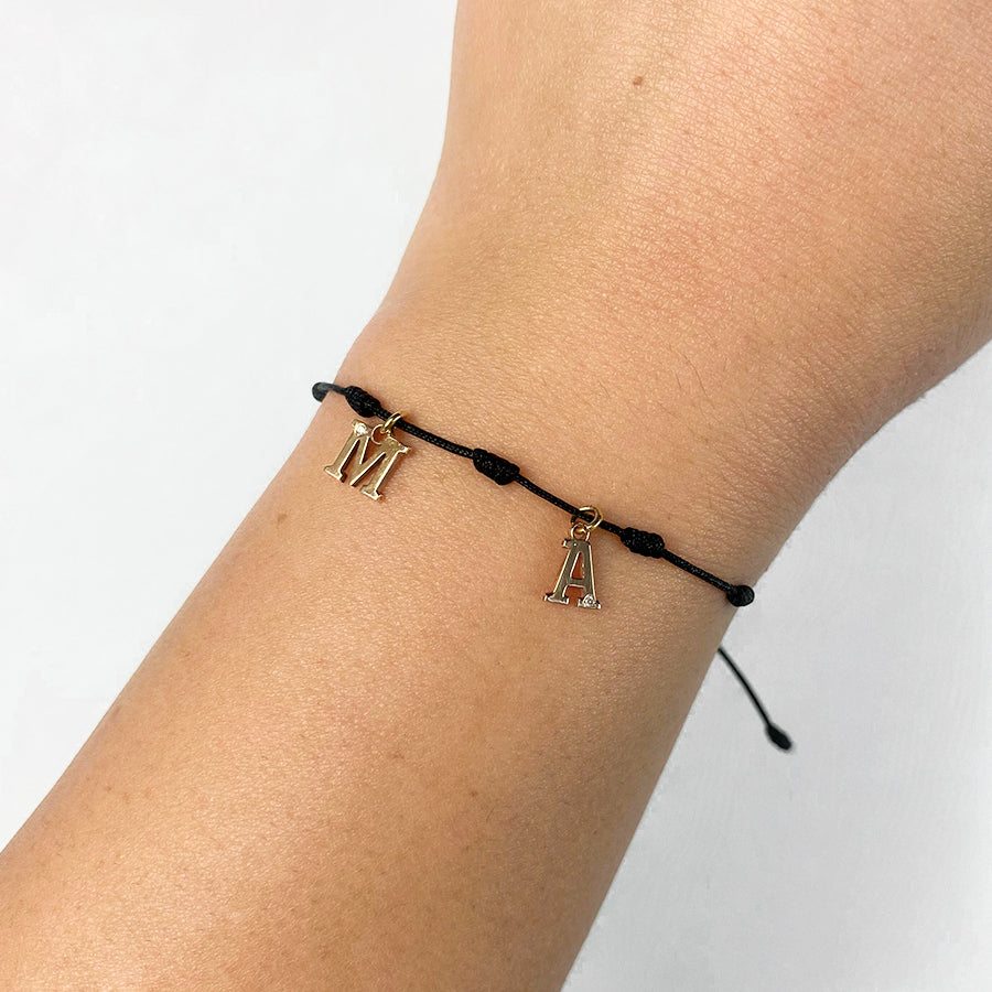 Pulsera 7 nudos 2 Iniciales y Diamante
