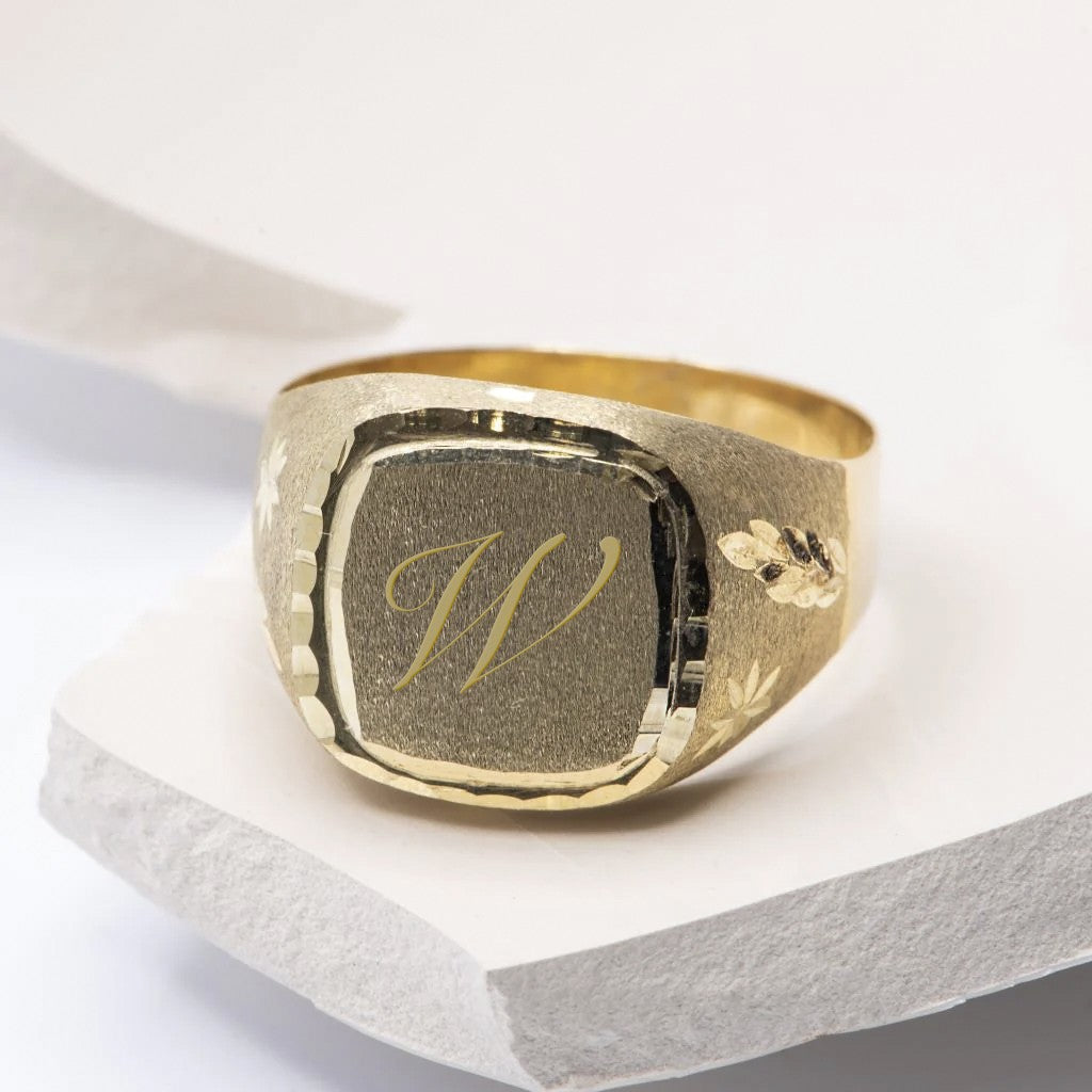 Anillo de Oro 9K para Hombre con Mensaje Grabado