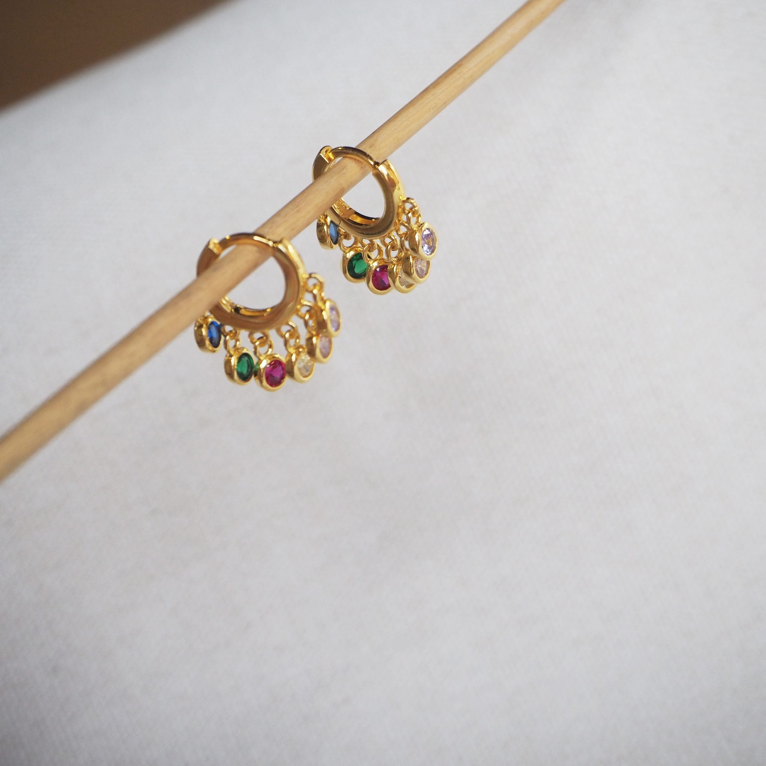 Pendientes Charm de Plata 925 con Circonitas Multicolor