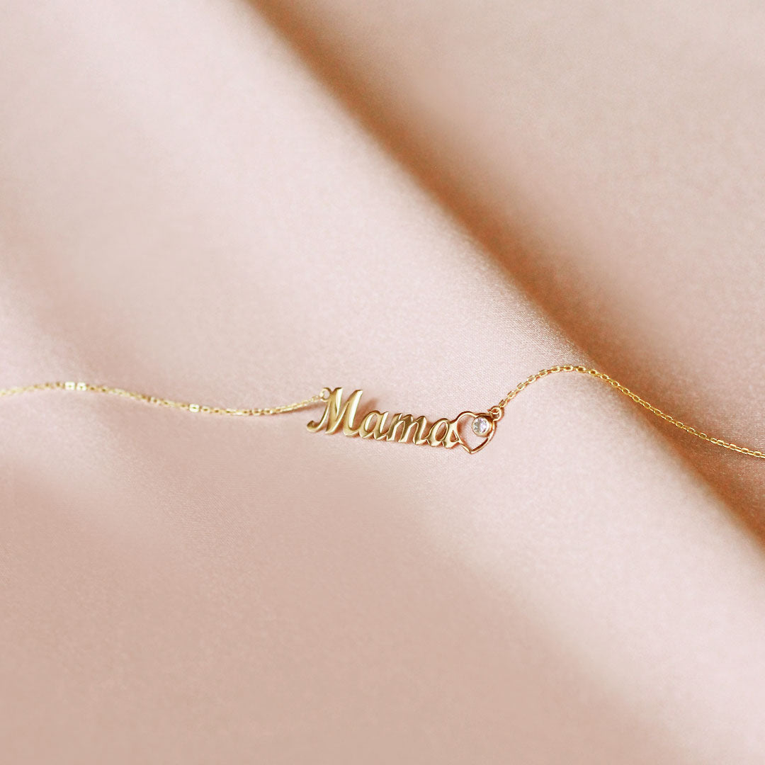 Collar Mamá Silueta Corazón Circonita de Oro 9K