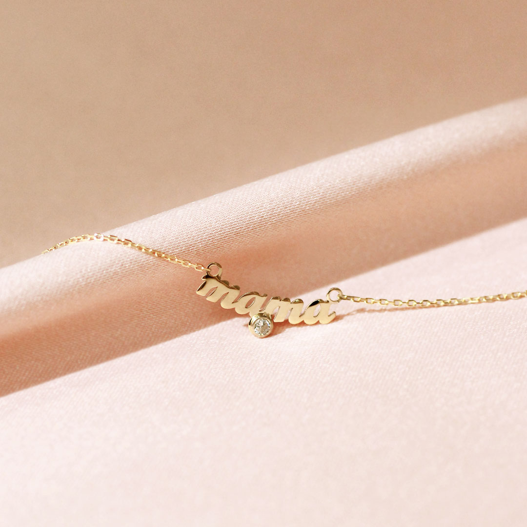Collar de Oro 9K con Nombre Grabado