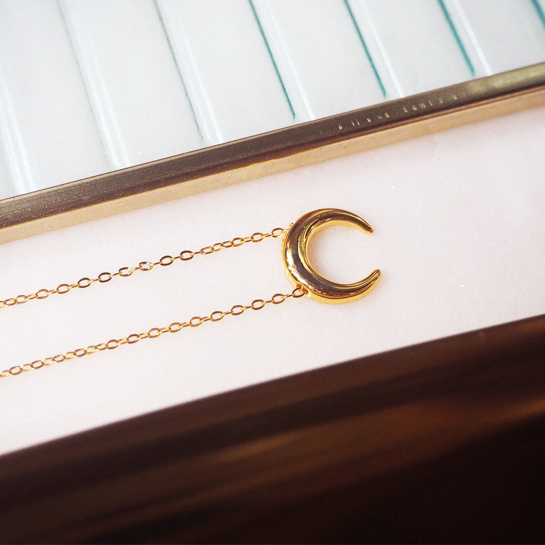 Collar Crescent Moon de Plata 925