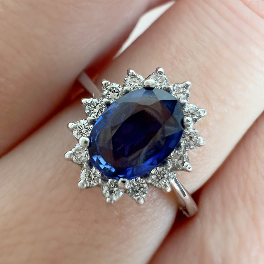 Anillo Atenea con Diamante de Laboratorio en Oro