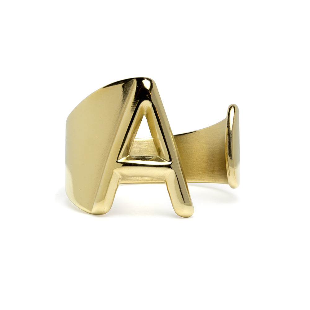 Anillo de Acero con Inicial Grabada
