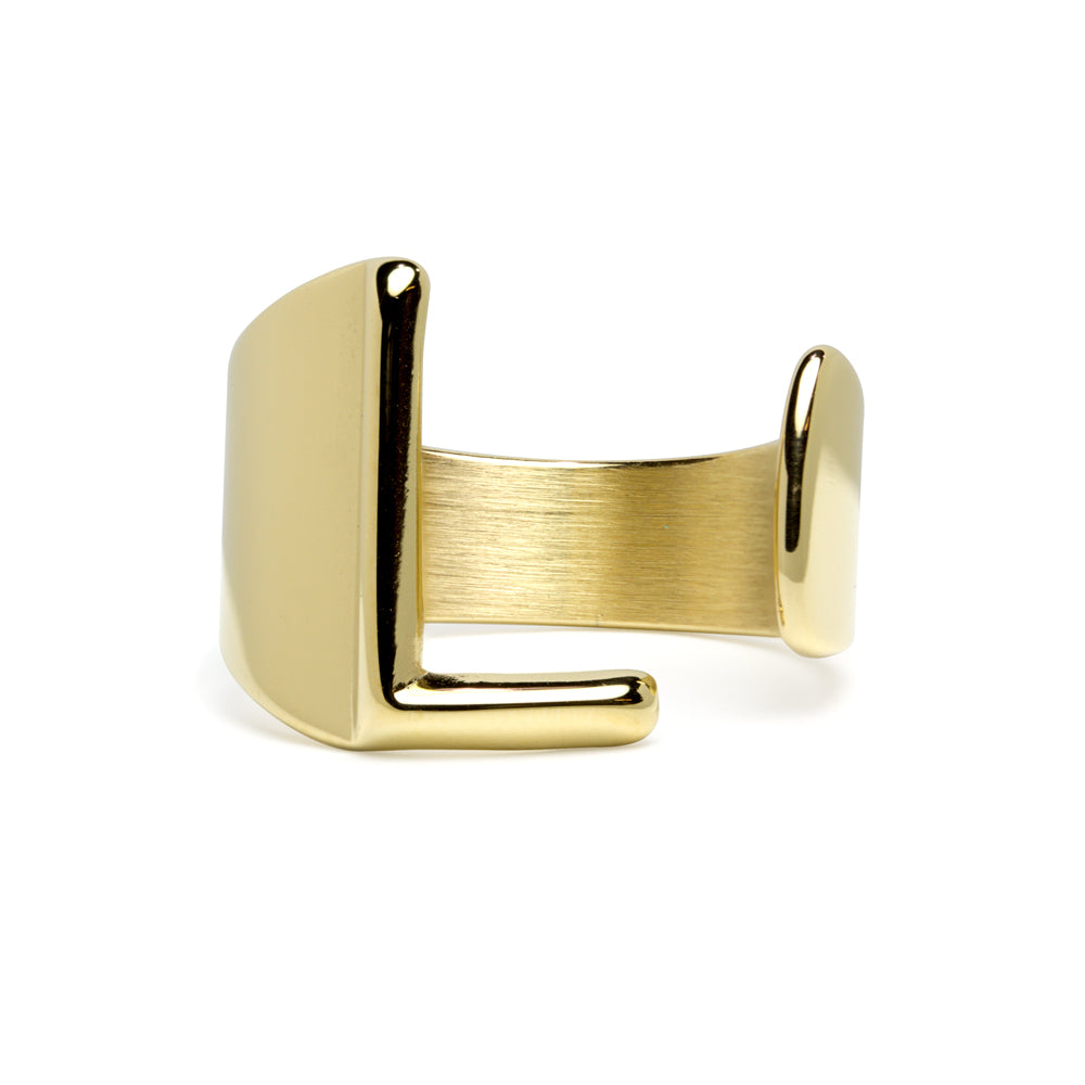 Anillo de Acero con Inicial Grabada