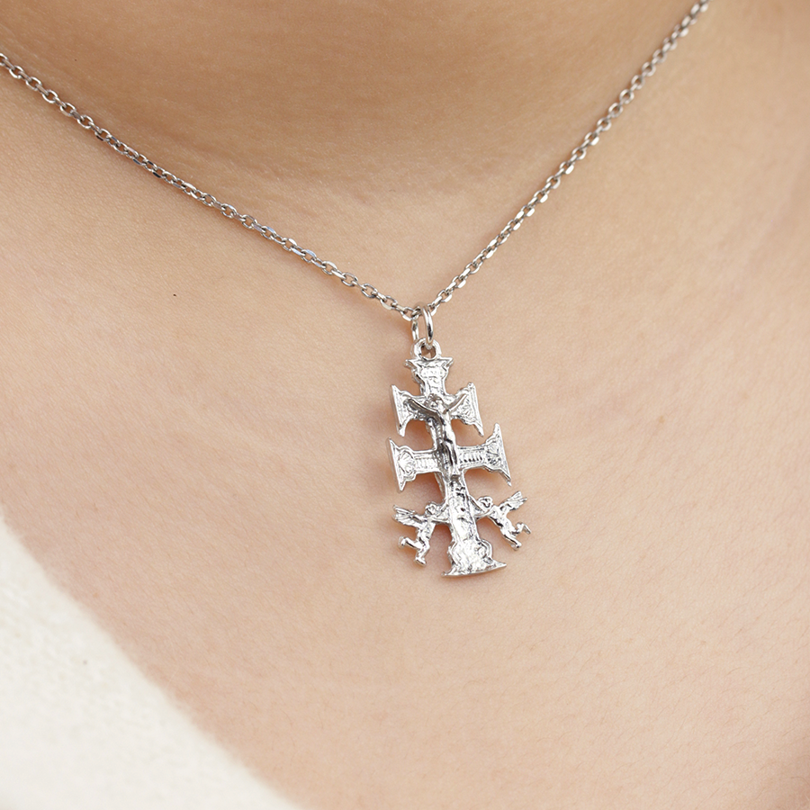 Cruz Caravaca 15x25mm